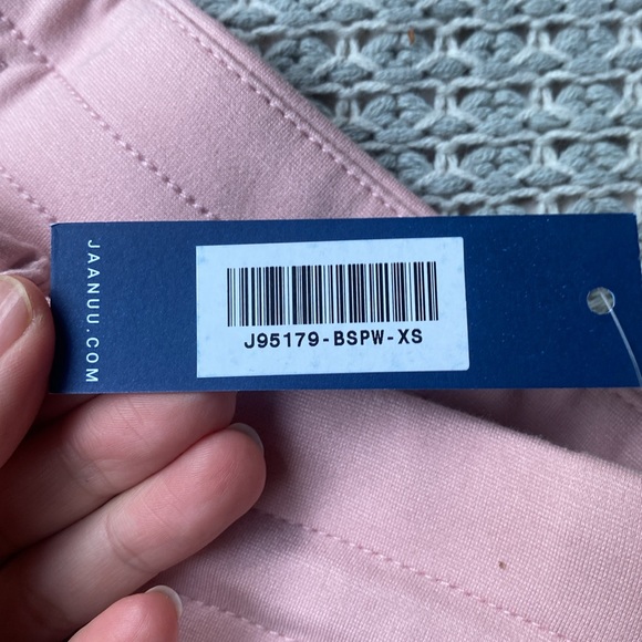 Brand new jaanu XS Scrubs - Picture 6 of 7